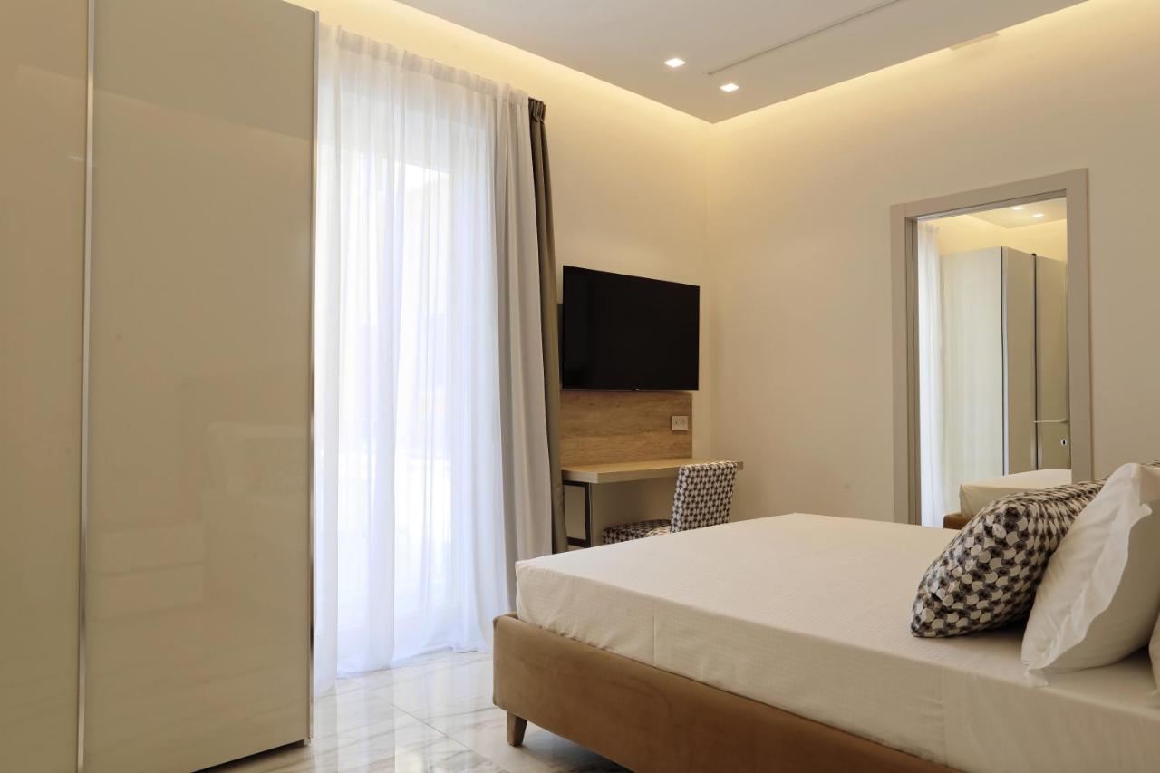 Elegance Riccione Aparthotel Exterior photo