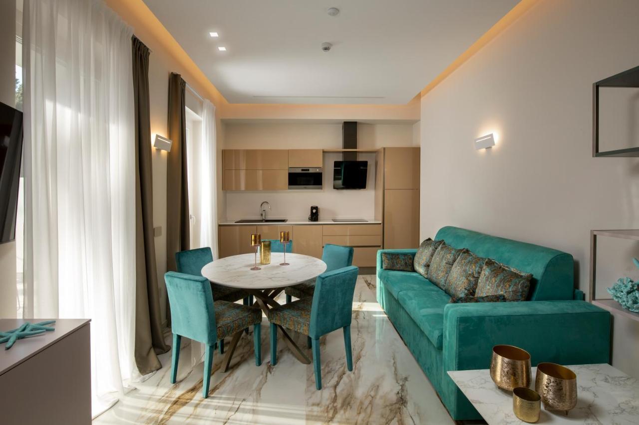 Elegance Riccione Aparthotel Exterior photo
